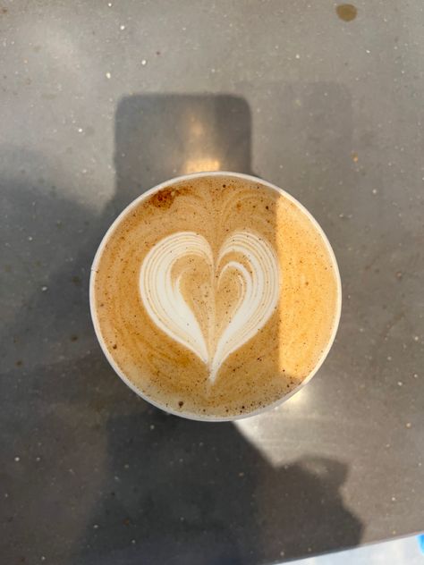 Heart Latte Art, Winter February, Morning Autumn, Oat Milk Recipe, Aesthetic Drinks, February Valentines, Coffee Girl, Art Heart, Local Coffee Shop