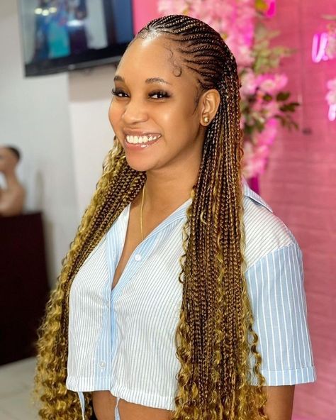 Cornrolls In The Front Box Braids In The Back, Hair Breaded Styles, Braided Cornrow Hairstyles With Beads, Straightback Cornrows Braids With Curls, Conrow Ponytails Braids, Abuja Hairstyles, Abuja Lines, Straightback Cornrows Braids, Conrows Lines And Braids