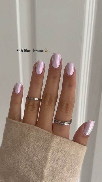 Aimee L Link on Instagram: "It’s timeless ✨

Using pastel lilac gel polish from @glitterbels 🤍

Learn all my chrome tips join my masterclass this Thursday!  Comment a ✨ for more info 🫶🏼🫶🏼🫶🏼

#chromenails #chromenail #chromenailart #naildesigns #nailinspo #fallnails #autumnnail #telfordnails #shropshirenails" Lavender Purple Chrome Nails, Grey With Chrome Nails, 2024 Birthday Nails, Crome Nails Almond Short, Purple Nails With Chrome, Nails Inspo Chrome, Bubble Bath Chrome Nails, Light Purple Chrome Nails, Clear Chrome Nails