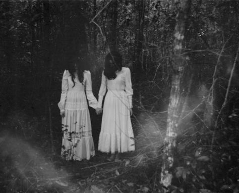 in the woods Creepy Images, Southern Gothic, Halloween Photoshoot, Witch Aesthetic, Dark Photography, White Dresses, Dark Beauty, Coven, Dark Side