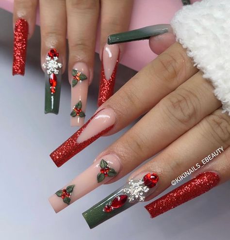 Red Nails Sparkle, Red Nails With Glitter, Valentines Nails French, Nail Inspo Hello Kitty, Duck Nails Short, Azul Nails, Nails Sanrio, Nails Freestyle, Beige Nails Design