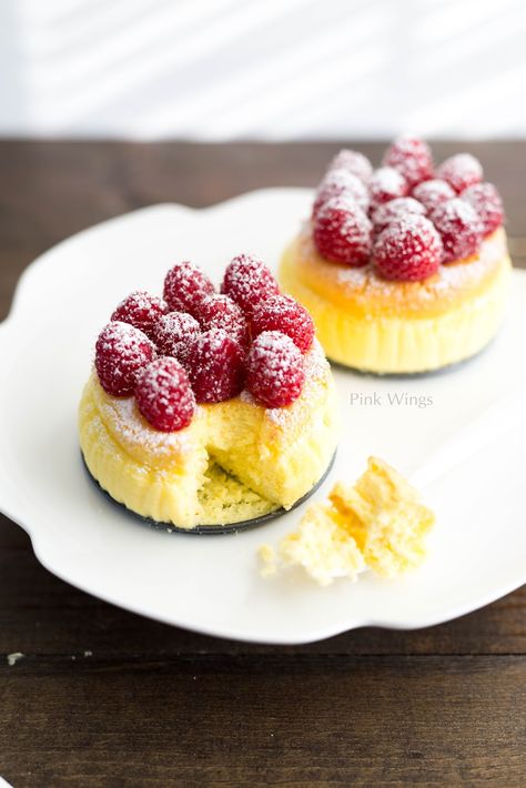 Dessert Souffle, Souffle Cheesecake, Japanese Cotton Cheesecake, Japanese Cake, Easy Dessert Recipes Quick, Japanese Cheesecake, Baking Inspiration, Japanese Dessert, Asian Desserts