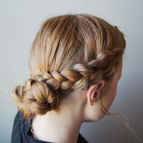 Side Braid Into Bun Casual Updo Teenage Hairstyles For School, Updo Casual, Girls School Hairstyles, Casual Updo, Teenage Hairstyles, Mackenzie Foy, New Short Hairstyles, Cute Hairstyles For School, Easy Hairstyles For School