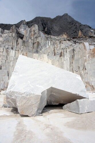 Carrara marble, Tuscany Pictures Of Italy, Marble Carrara, Rock Quarries, Stone Quarry, Travel Italy, Amazing Pictures, Carrara Marble, Ancient Rome, Stone Rocks