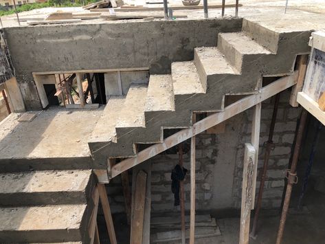 Concrete Stairs With Wooden Top, Steel Stairs Design, House Outer Design, Building Foundation, Small House Interior, Steel Stairs, Small House Interior Design, Stairs Design Modern, Wood Room