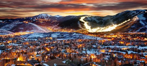 Park City, Utah at twilight #parkcity #utah Wyoming Christmas, Park City Utah Winter, Best Christmas Vacations, Park City Skiing, Deer Valley Resort, Park City Mountain, Vacations In The Us, Visit Utah, Park City Ut