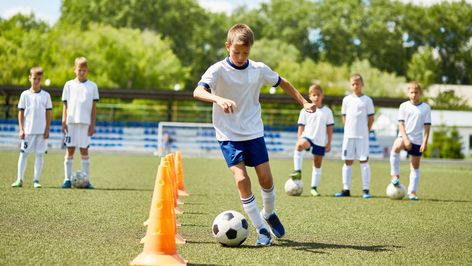 Youth sport is becoming an increasingly serious business, driven by the belief that early success is an accurate indicator of potential Kids Playing Sports, Kids Playing Football, Soccer Outfit, Sports Event, Soccer Practice, Youth Football, Youth Soccer, Playing Football, Kids Soccer