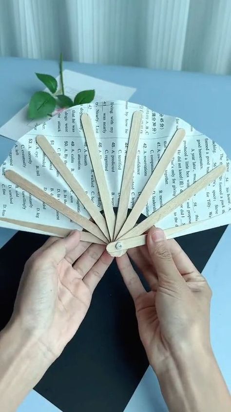 Folding Book Pages, Ecofriendly Crafts, Presentation Ideas For School, Paper Cutout Art, Book Page Crafts, Book Folding Patterns, Folded Book Art, Book Paper, Garden Art Sculptures Diy