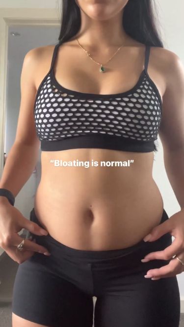 This drink fixed my bloating in 1 week… Bloated Belly Remedies, Body Detoxification, Liv Pure, Tea Health Benefits, Bloated Belly, Menstrual Health, Fitness Progress, Lose 30 Pounds, Post Partum Workout