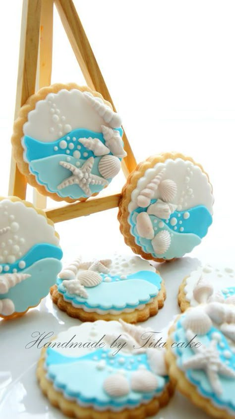 Beach Cookies, Cookies Cupcake, Beach Cakes, Summer Cookies, Fondant Cookies, Pretty Cookies, Fancy Cookies, Creative Cookies, Beautiful Cookies