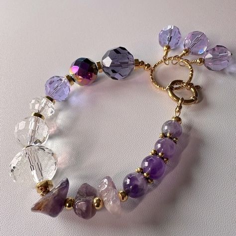 Boho Amethyst Bracelet Gold Tone Sailor Clasp Purple Crystal Faceted Charms Bracelet Jewelry Gold, Dangle Bracelet, Jewelry Bracelets Gold, Metal Bracelet, Glass Charms, Purple Crystal, Elegant Bracelet, Amethyst Bracelet, Stone Crystal