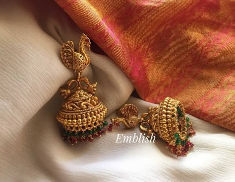 Bridal Jhumkas, Antique Jhumkas, Gold Jumkas, Antique Jhumka, Latest Indian Jewellery, Temple Jewellery Earrings, Gold Jhumka, Jhumka Designs, Antique Gold Earrings