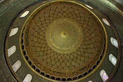 The Dome Of The Rock, Dome Of The Rock, The Pantheon, Sound Art, Inspiration Images, Braided Rugs, The Rock, In Design, Decorative Plates