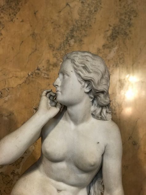 Greek Statue Side Profile, Statue Side Profile, Greek Side Profile, Body Side Profile, Female Side Profile, Greek Nose, Posing Reference, Spiderman Poses, Sustained Investigation