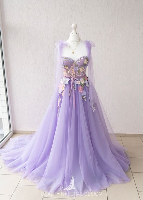 Purple Wedding Dress Bride, Pale Purple Wedding Dress, Lavender Wedding Dress The Bride, Tangled Wedding Dress, Lavender Wedding Dresses, Wedding Dress Lilac, Wedding Dresses Purple, Old Harry Potter, Purple Wedding Dresses