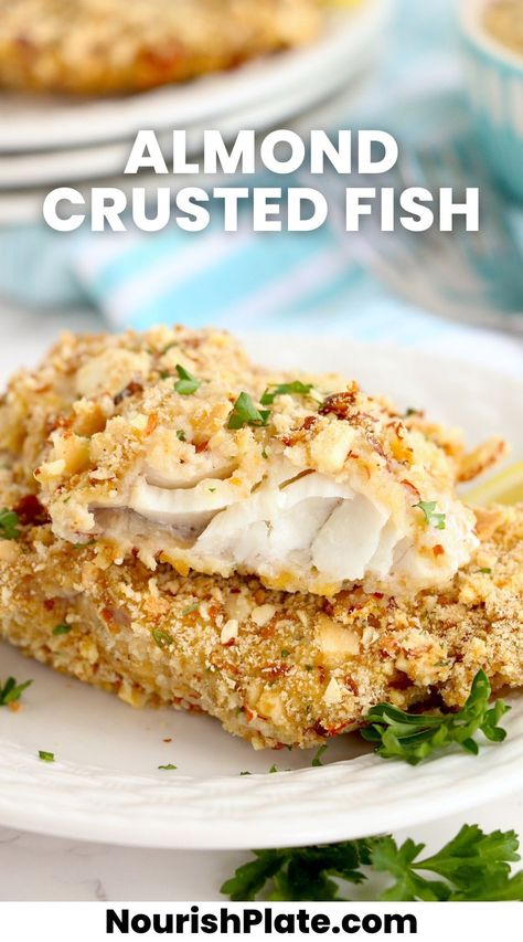 Enjoy a crispy Almond Crusted Fish recipe, perfect for a quick, delicious meal. Easy steps with everyday ingredients for a tasty crunch! Almond Crusted Fish, Walleye Recipes, Crusted Fish, Walleye Fish Recipes, Almond Crusted, Fish Recipe, Baked Fish, Sliced Almonds, Almond Recipes