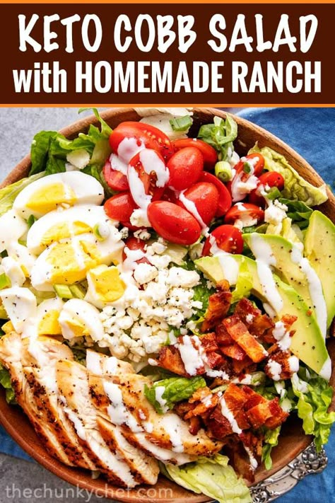 This classic Cobb salad is made with seared chicken breasts, crunchy bacon, sweet tomatoes, creamy hard-boiled eggs, buttery avocado and drizzled with a fantastic and low-carb homemade ranch dressing!  Perfect for Keto and low-carb living! #salad #cobb #lowcarb #keto #healthyrecipe #saladrecipe #ranchdressing #homemade #easyrecipe Keto Cobb Salad, Salad Cobb, Salad Taco, Salad Macaroni, Classic Cobb Salad, Salad Kale, Cobb Salad Recipe, Seared Chicken Breast, Seared Chicken