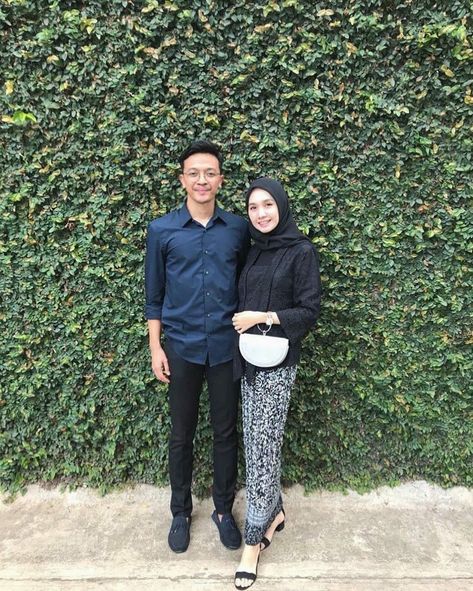 Outfit Kondangan Pria Casual, Outfit Lebaran Pria, Ootd Kondangan Couple Casual, Outfit Kondangan Cowok, Ootd Cowok Casual, Outfit Kondangan Pria, Kondangan Couple, Kondangan Casual, Ungu Lilac