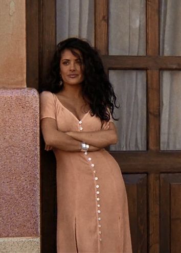 90s Salma Hayek, Selma Hayek Style 90s, Salma Hayek Style Aesthetic, Theatrical Romantic Style Kibbe Outfits, Salma Hayek Style 90s Aesthetic, Young Salma Hayek, Salma Hayek Style 90s, Salma Hayek Style 90s Desperado Aesthetic, Salma Hayek Style 90s Snake