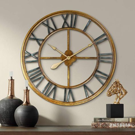 Silver Wall Clock, Grey Wall Clocks, Farmhouse Wall Clocks, Traditional Wall Clocks, Clock Living Room, Wall Watch, Silver Walls, Metal Clock, Wall Clock Design