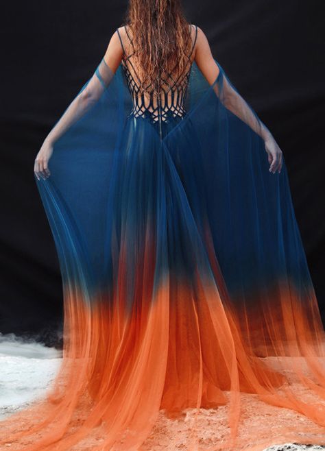 Hassidris “Ashes” spring 2019 collection : happiness is a butterfly Brunette Balayage, Fantasy Gowns, Emily Ratajkowski, Fantasy Dress, Gorgeous Gowns, Beautiful Gowns, Fancy Dresses, Dream Dress, Look Fashion