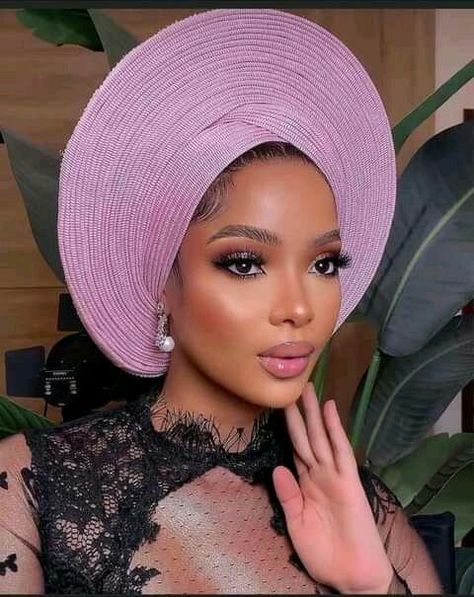 Gele Photoshoot, Nigerian Head Wrap Styles, Owanbe Styles, Yoruba Fashion, Gele Styles, Dancing Workout, Afro Hair Art, Belly Dancing Workout, Hello July