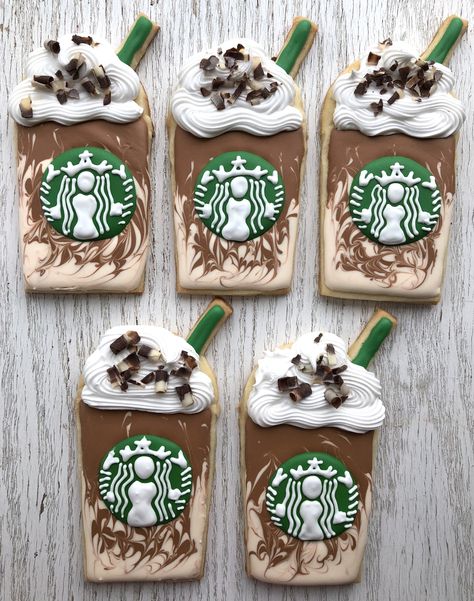 Pumpkin Pound Cake Recipes, Starbucks Birthday Party, Starbucks Cookies, Delicious Lemon Cake, Starbucks Party, Diy Cake Pops, Starbucks Cake, Starbucks Birthday, Coffee Party