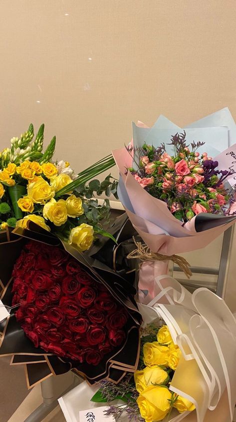 Get Well Soon Flowers Hospital, Hospital Flowers, Get Well Soon Flowers, Boquette Flowers, Nothing But Flowers, Wonderful Flowers, Flower Therapy, Beautiful Bouquet Of Flowers, Luxury Flowers