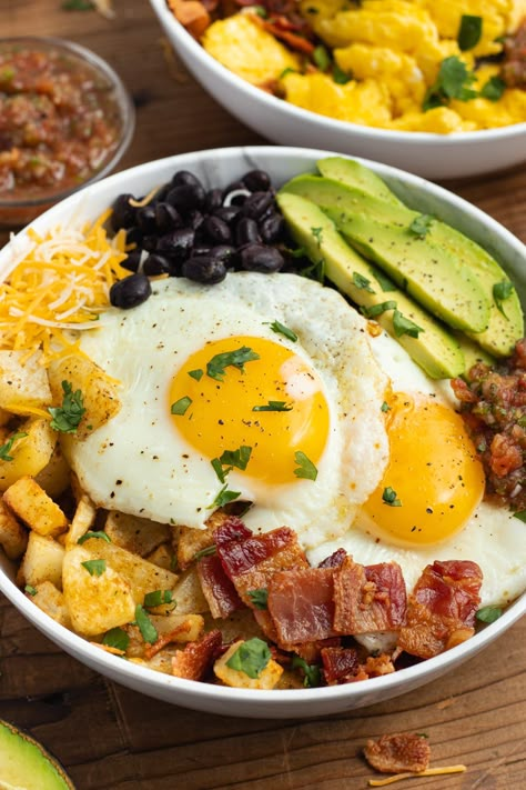 Breakfast Burrito Bowls - Sprinkled With Balance Colorful Breakfast Ideas, Over Easy Egg Breakfast Ideas, Breakfast Potato Bowl, Breakfast Buddha Bowl, No Bake Breakfast Ideas, American Breakfast Ideas, Breakfast Bowls Healthy, Clean Food Breakfast, Savoury Breakfast Ideas