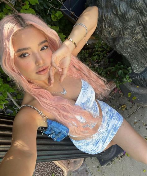 Light Pink Hair Tan Skin, Sab Zada Pink Hair, Pasabist Pink Hair, Sab Zada Outfits, Light Pink Hair On Tan Skin, Sab Zada Aesthetic, Sabrina Zada, Tan Asian, Light Pink Hair