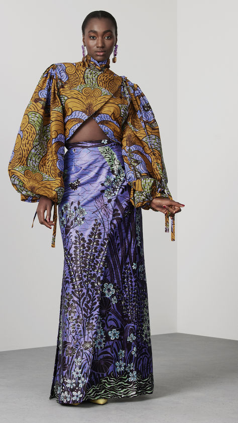 Vlisco Grand-Super Wax Eclectic Cool African Dresses For Women Design, African Modern Fashion, Modern African Fashion, Wax Design, Car 2023, Casual Outfit Summer, African Couture, Summer Outfits Casual, African Chic