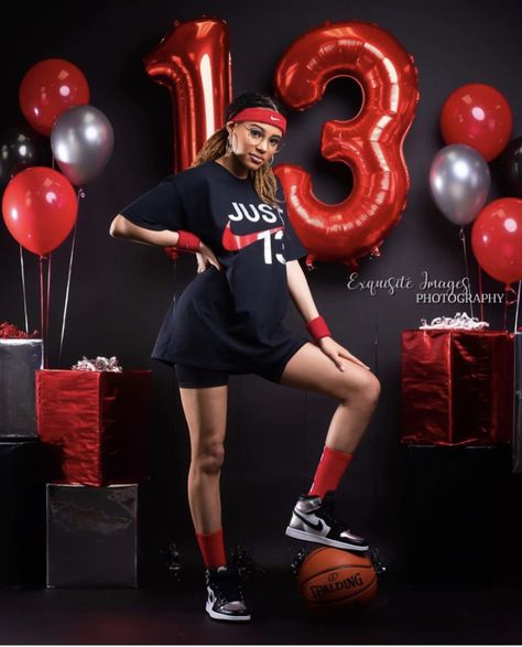 Jordan Photoshoot Photo Ideas, Sneakerball Party Outfits, 13 Birthday Picture Ideas, Sports Party Outfit, 21st Birthday Photoshoot, Cute Birthday Pictures, Birthday Ideas For Her, Beautiful Photoshoot Ideas