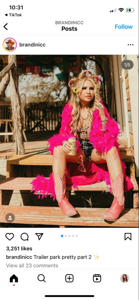 Trashy Costume Women, Trailer Park Outfit Women, Trailer Park Trash Photoshoot, Trailer Park Pretty Photoshoot, Trailer Park Trash Costume Women, Trailer Park Fashion, Trailer Trash Photoshoot, Trailer Park Photoshoot, Trailer Park Barbie