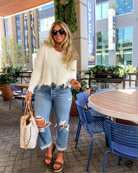 The perfect brunch look! This sweater is gorgeous! I’m in a medium. These jeans are one of my favorites. I’m in a 32. My sandals are so comfortable!! http://liketk.it/3dvuP #liketkit @liketoknow.it #LTKstyletip #LTKshoecrush #LTKcurves How To Style A Large Stomach, Plus Size Lifestyle, Cool Mom Outfits Plus Size, Outfit Ideas Thick, Mid Thirties Woman Style, Curvy Fall Outfits 2023, Xl Outfits For Women, Mid Size Spring Outfits, Size 20 Women Outfit Ideas