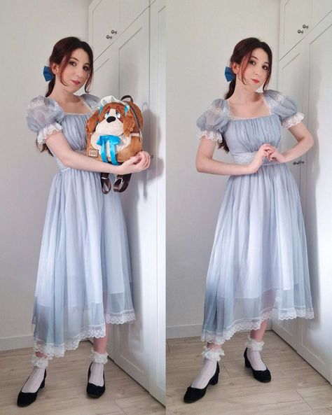 Wendy from Peter Pan Disneybound IG: @Kiyomi.of.andalasia Dress from Lace Made Nana Bag from Loungefly Wendy Darling Cosplay, Wendy Dress Peter Pan, Wendy Darling Costume, Wendy Peter Pan Costume, Peter Pan Disneybound, Wendy From Peter Pan, Wendy Costume, Wendy Peter Pan, Peter Pan Costume