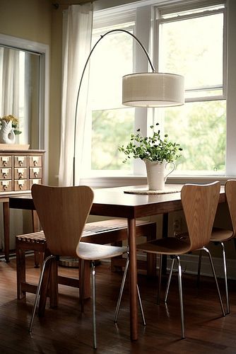 Nice dining, via Flickr. Arc Lamps, Condo Inspiration, Kitchen Lighting Over Table, Dining Room Floor, Family Dining Rooms, Kitchen Table Wood, Deco Salon, Arc Lamp, Arc Floor Lamps