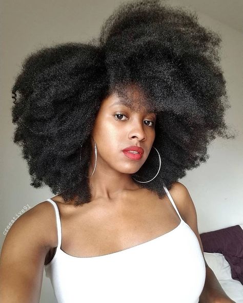 Afro Style, Natural Afro Hairstyles, Pelo Afro, 4c Natural Hair, Braid Out, Natural Hair Beauty, 4c Hair, Long Natural Hair, Afro Hair