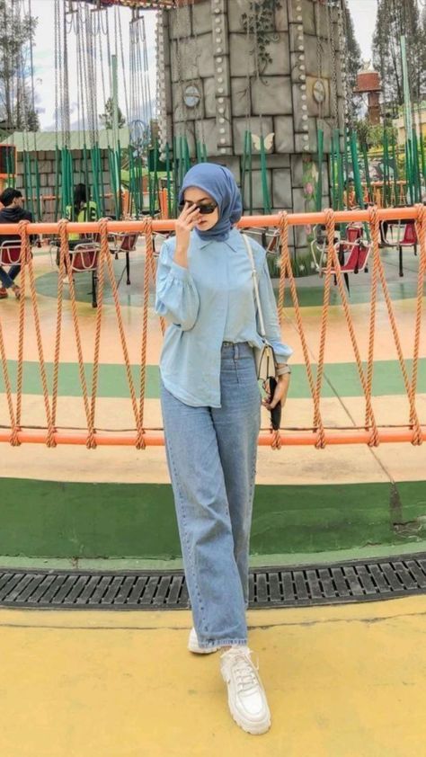 Style Kulot, Blue Hijab Outfit, Hijab Outfit Jeans, Outfit Kulot, Ootd Korean Style Hijab, Mix And Match Outfits Hijab, Style Hijab Casual, Korean Style Hijab, Sky Blue Outfit