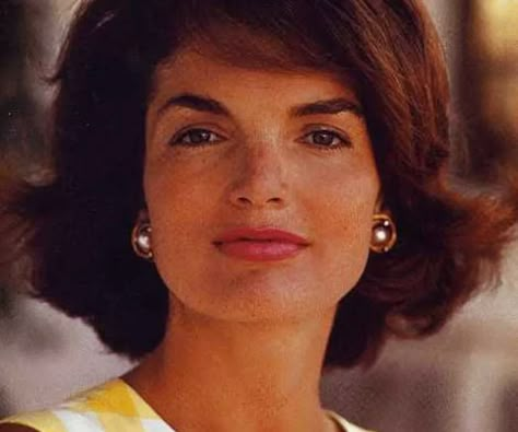 headshot of Natural Classic Jackie Kennedy Vintage Stationary, Jackie O Style, Celebrity Recipes, The Kennedys, Uptown Girl, Jackie O, Bake Sale, Look At You, Beauty Queens