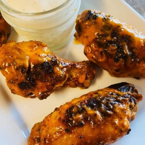 Blackstone Griddle Chicken Wings - If You Give a Girl a Grill Seasoned Wings, Griddle Chicken, Blackstone Recipes, Chicken Wing Sauces, Bbq Chicken Salad, Griddle Recipes, Flat Top Grill, Blackstone Griddle, Friends Food