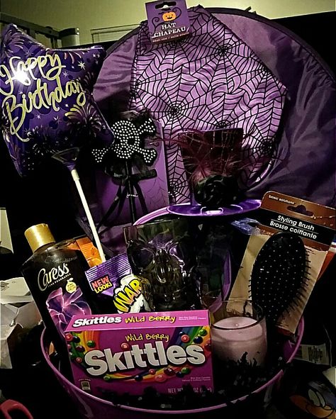 Goth Gift Basket, Purple Color Theme Party Basket, Halloween Birthday Gift Basket, Purple Basket For Color Party, Purple Themed Gift Basket, Halloween Gift Baskets For Girlfriend, Halloween Gift Baskets For Friends, Purple Boo Basket, Gift Basket Purple Theme