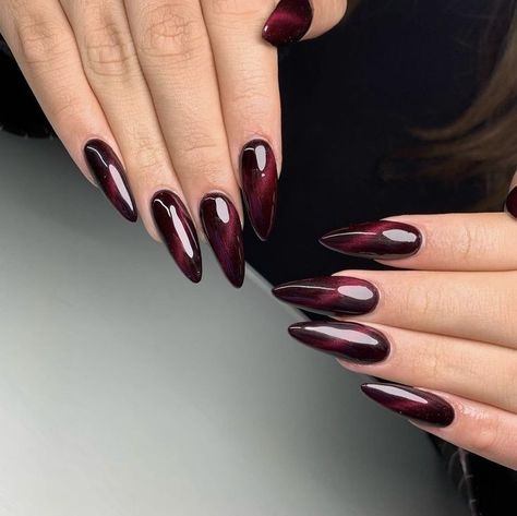 Acrylic Nail Designs Cat Eye, Cat Eye Nails Square, Red Cat Eye Nails Design, Red Cat Eye Nails, Magnet Nails, Eclipse Makeup, Cat Eyes Nail, Red Cat Eye, Witchy Nails