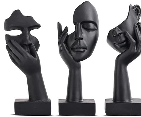 The abstract art gold female face statue is made of resin material. The advantages of resin are environmentally friendly, non-toxic, malleable, natural and not easy to wear. There is no smell. Put this beautiful figurine as a decoration in your living room, mantel or bookshelf, you will get compliments from your friends and colleagues. Christmas Tv Stand, Home Shelf Decor, Modern African Decor, Art Woman Face, Face Statue, Home Shelf, Piano Decor, Room Bookshelf, Christmas Tv