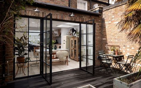 Best Residential Architects for Extensions & New Builds | Urbanist Architecture Framed Windows, Home Extension, Room Extensions, Glass Extension, Modern Extension, Rear Extension, Residential Architect, Floor Layout, Kitchen Diner