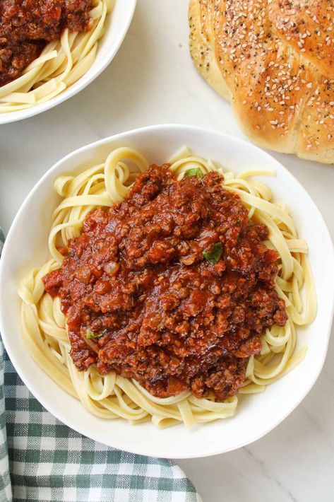 Best Homemade Spaghetti, Best Homemade Spaghetti Sauce, Pasta For Dinner, Easy Winter Recipes, Ground Bison, Ground Beef Enchiladas, Pasta With Meat Sauce, Beef Tips And Gravy, Comforting Dinner