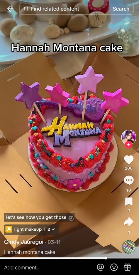 Hannah Montana Birthday, Hannah Montana Birthday Cake, Disney Channel Party Theme, Hannah Montana Party Ideas, Disney Channel Party, Hannah Montana Birthday Party, Hannah Montana Party, 2000s Birthday Cake, 2000s Party Decorations