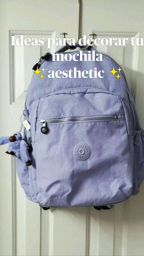 Broches Aesthetic Mochila, Outfits Con Mochila, Ideas Para Decorar Tu Mochila, Diy Backpack Decoration, Mochila Aesthetic, Mochila Jansport, Pretty Crafts, Diy Backpack, Iphone Case Stickers