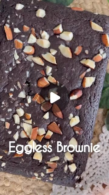 Ashwini Jain | Certified Pastry Chef on Instagram: "📢 MaidaFREE & Refined SugarFREE Eggless Brownie 🌿

Recipe
🌿 53gm Whole Wheat Flour 
🌿 60gm Jaggery 
🌿 30gm Butter
🌿 15gm Cocoa Powder
🌿 60ml HOT Milk
🌿 76gm Dark Chocolate ( I used Amul sugarFREE Chocolate)
🌿 1/8 tsp Baking Powder
🌿 A small pinch of Baking Soda

Bake the Brownie and Cut only after it cools down completely and comes to room temperature otherwise brownie slices will not be neat.

#reelsvideo #brownie #refinedsugarfree #wholewheat #chocolatebrownie" Eggless Chocolate Brownie Recipe, Eggless Brownies, Eggless Brownie Recipe, Brownie Recipe, Whole Wheat Flour, Refined Sugar Free, Pastry Chef, Chocolate Brownies, Whole Wheat