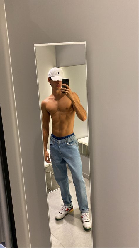 Abs Aesthetics Male Mirror No Face, Abs Men Photoshoot Mirror, Soft Abs Men, Athletic Body Men, Pale Boy, Bod Aesthetic, Clean Boy Aesthetic, Old Money Boys, Snap Stories