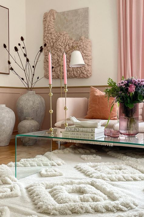 If you love pink and are looking for ideas to make your living room more inviting and unique, then look no further! From blush hues to bright fuchsia, this post has all the inspiration you need to create an unforgettable living room. From furniture choices to wall decor, discover ways to make pink part of your design scheme today. Take a look now and find out why pink can be such a great way to show off your personality in your home! Pink Boho Living Room, Accent Rugs Living Room, Pink Couch Living Room, Stylish Apartment Decor, Blush Living Room, Rice Breakfast, Girl Living Room, Feminine Living Room, Nyc Apt